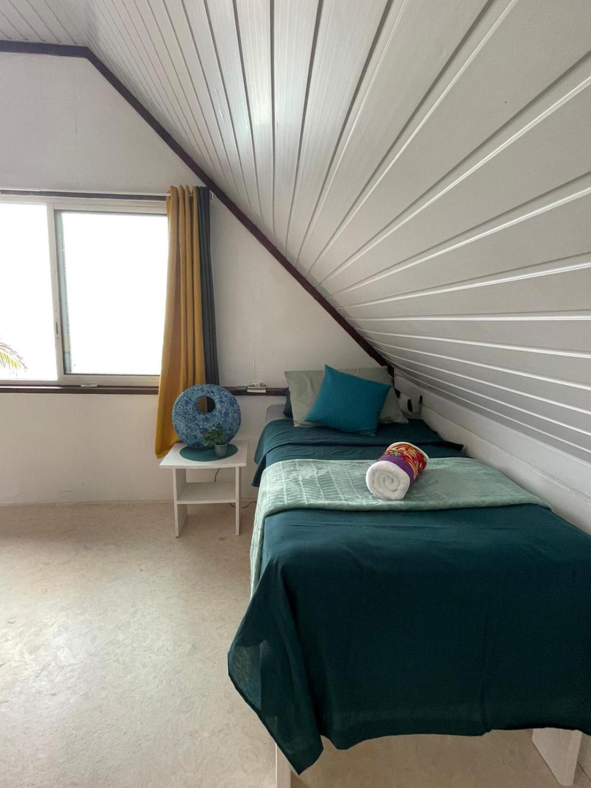 Fare Ahonu Beach House Mahina Exterior foto